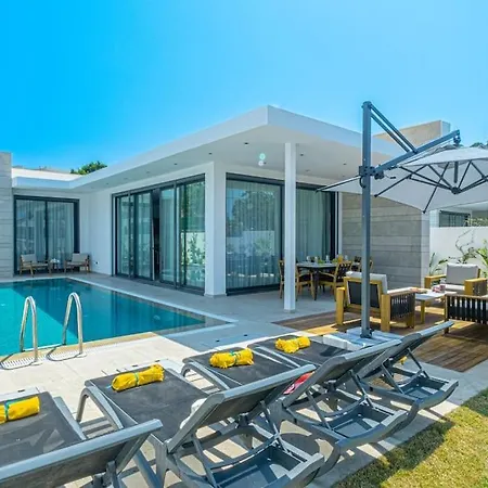 Вилла Romeo With Private Pool