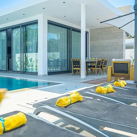 Вилла Romeo With Private Pool *